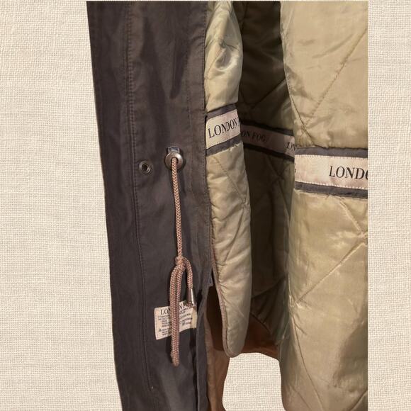 Tan/Brown London Fog Coat - Picture 6 of 8